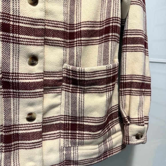 Frank & Oak Plaid Jacket in Cream and Mauve - Picture 6 of 8